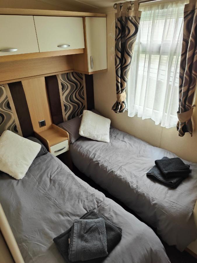 Holiday Home Sleeps Six Saint Leonards Dış mekan fotoğraf